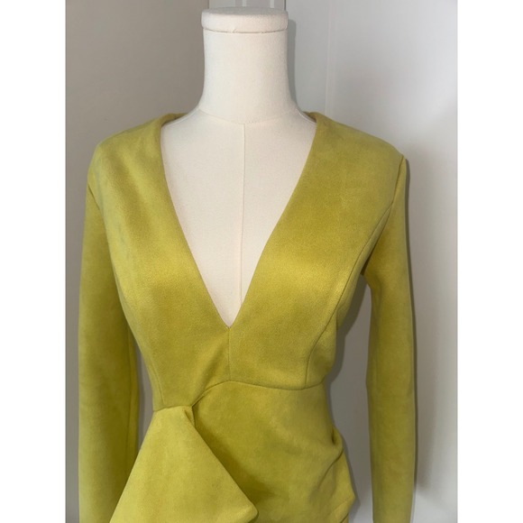 Fashion Nova Lime Green Ruched Bodycon Mini Dress Long Sleeve V Neck Size Medium - Picture 2 of 6